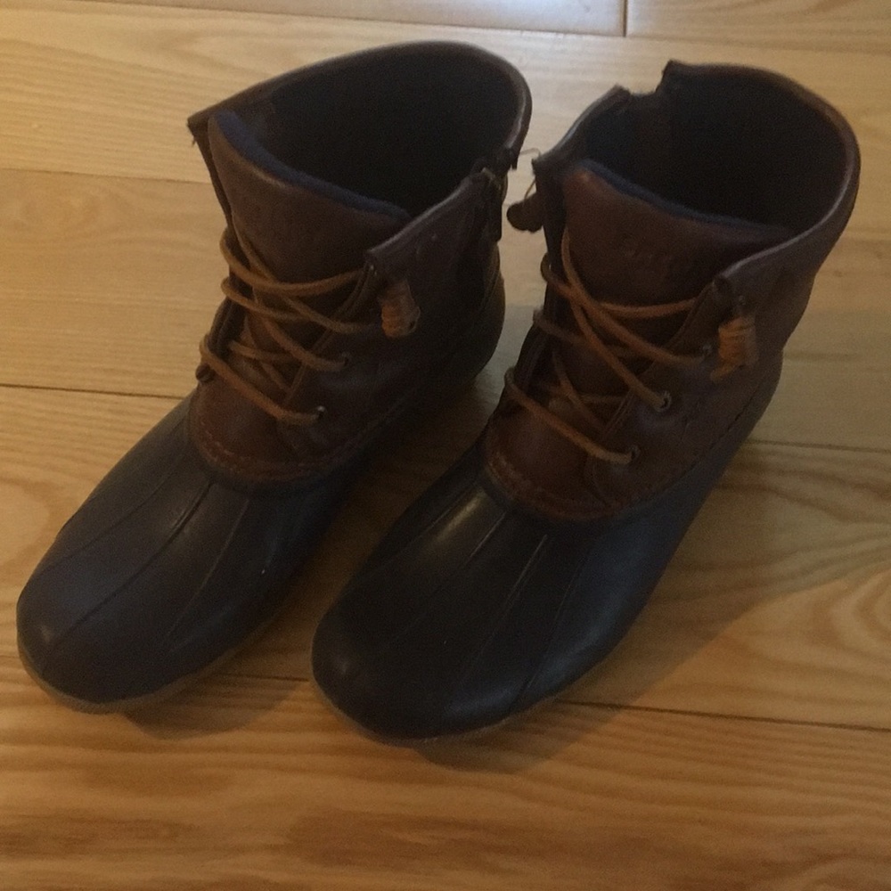 Sperry boots